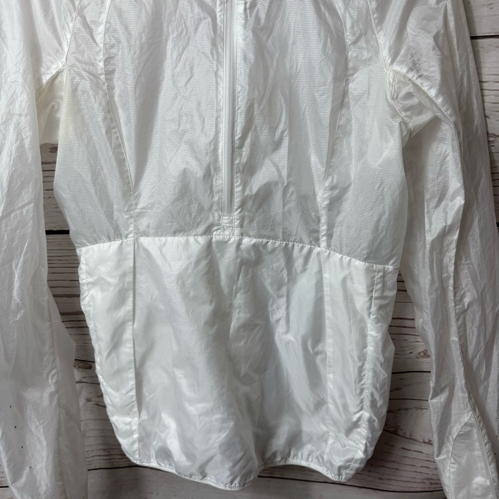 Lululemon Run With It Jacket White Size 4 - Picture 9 of 10